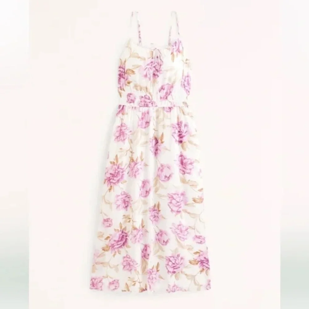Abercrombie & Fitch Crinkle Textured Smocked Waist Midi Dress